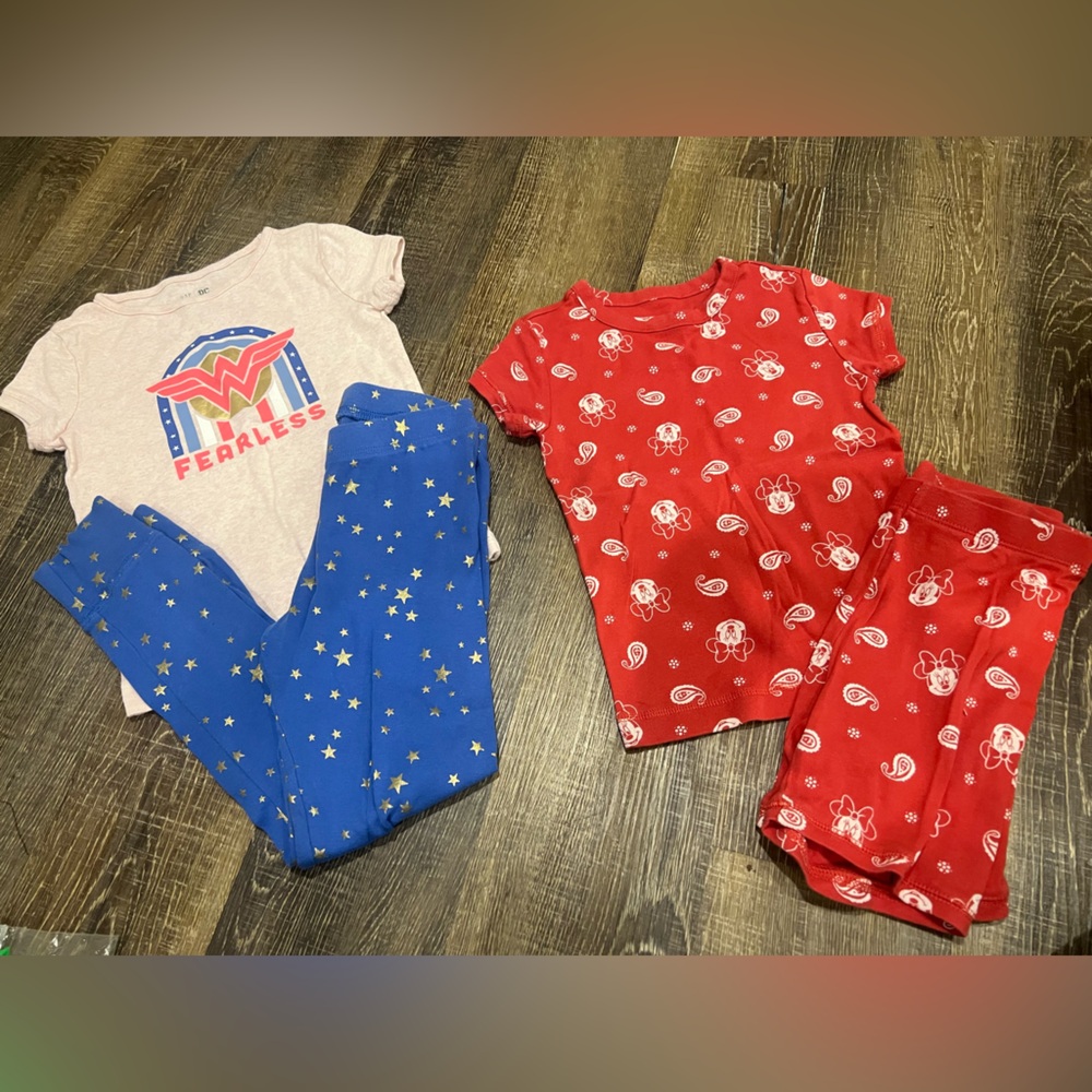 GAP Kids Red Disney Mickey l/ DC Comics Pajamas